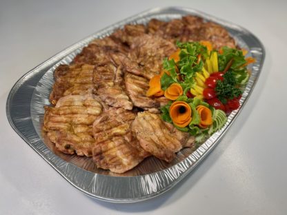 Mísa grilovaných kuřecích stehenních steaků 10 osob 2100 g